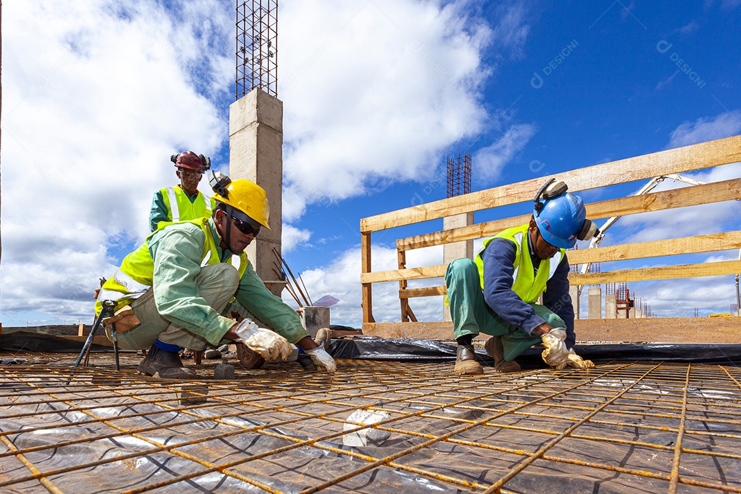 Grandes construções pontes edifícios execução industrial