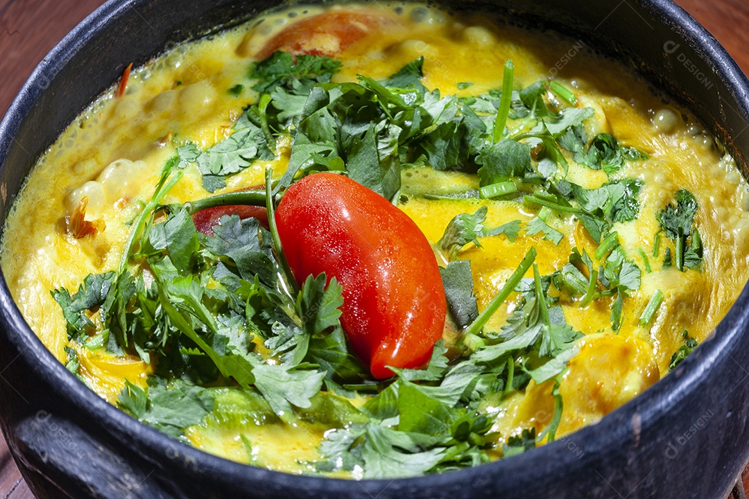 Moqueca de peixe e camarão