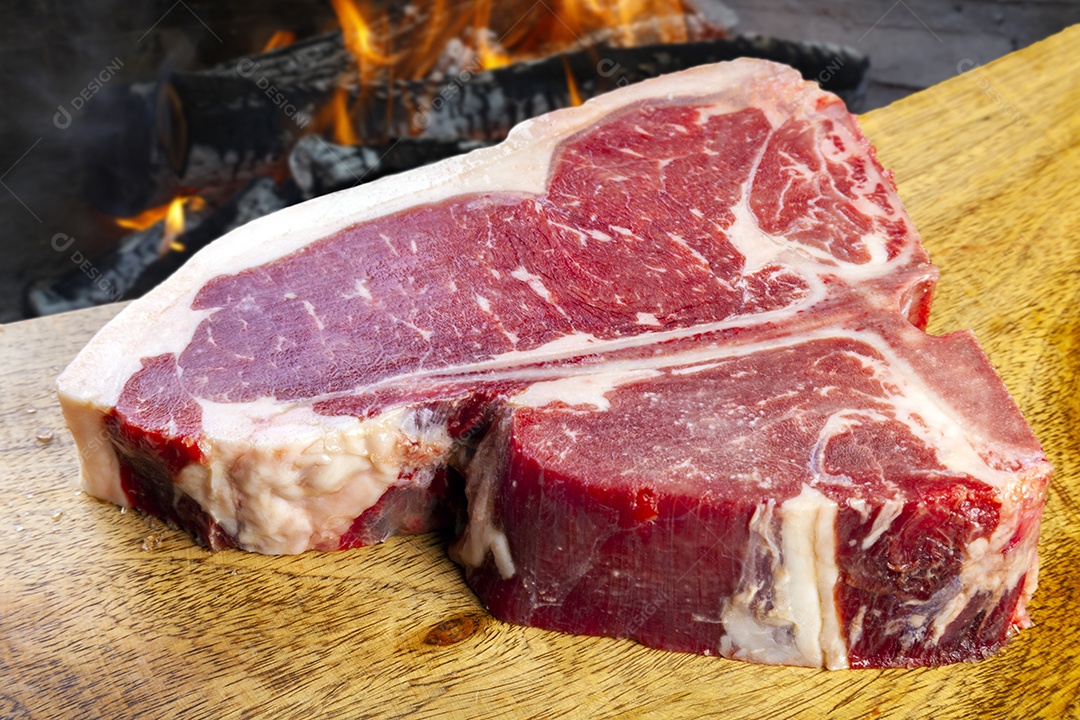 T- bone peça de carne maravilhosa para churrasco