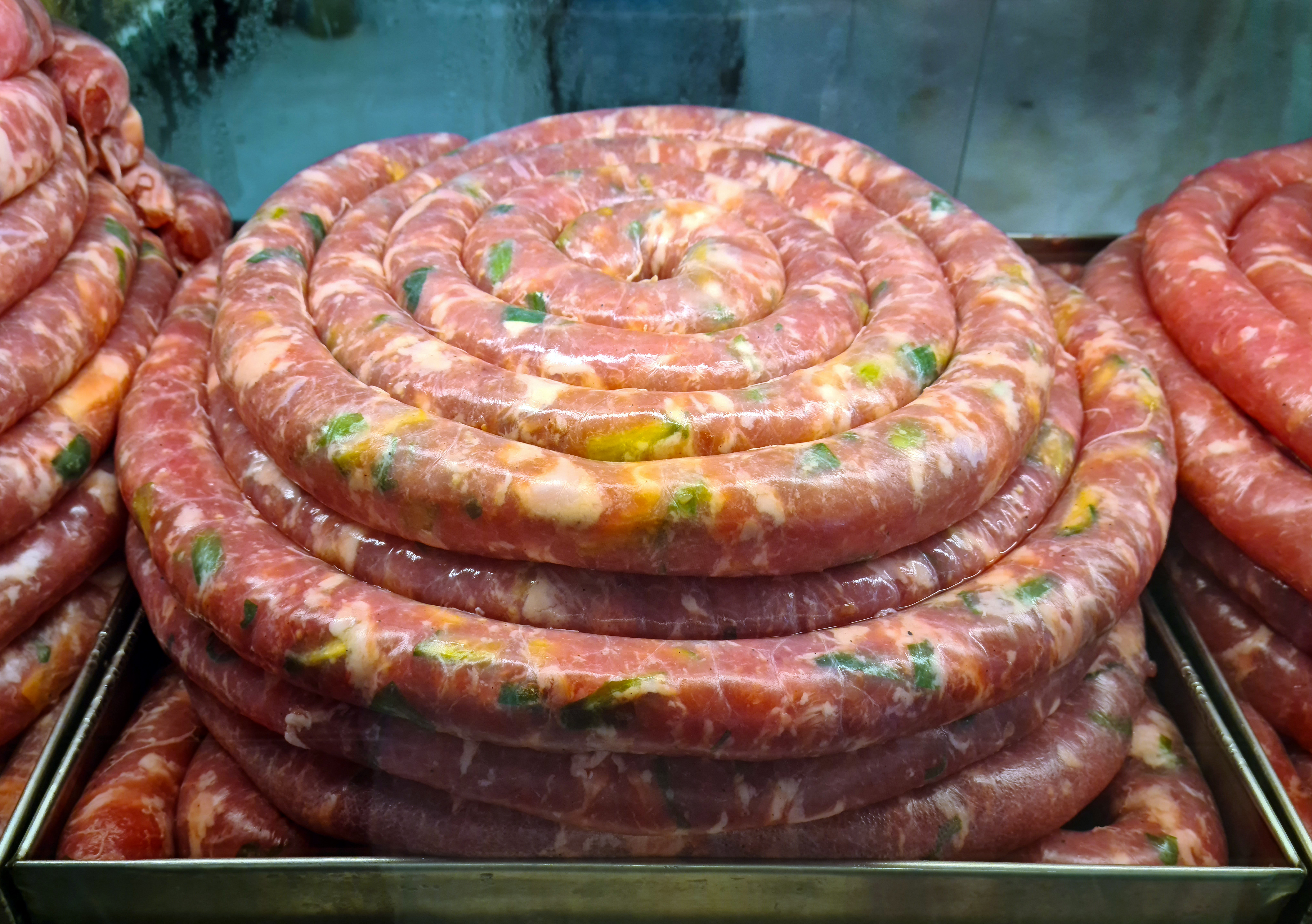 Linguiça temperada artesanal de presunto mineiro