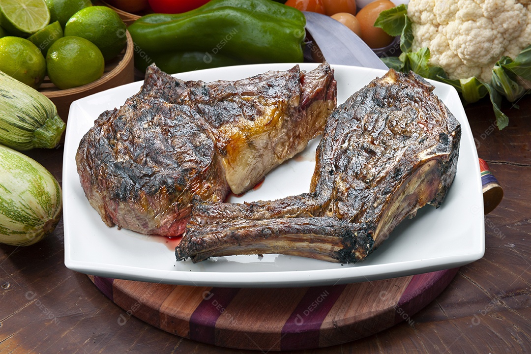 Costela nobre bife tomahawk