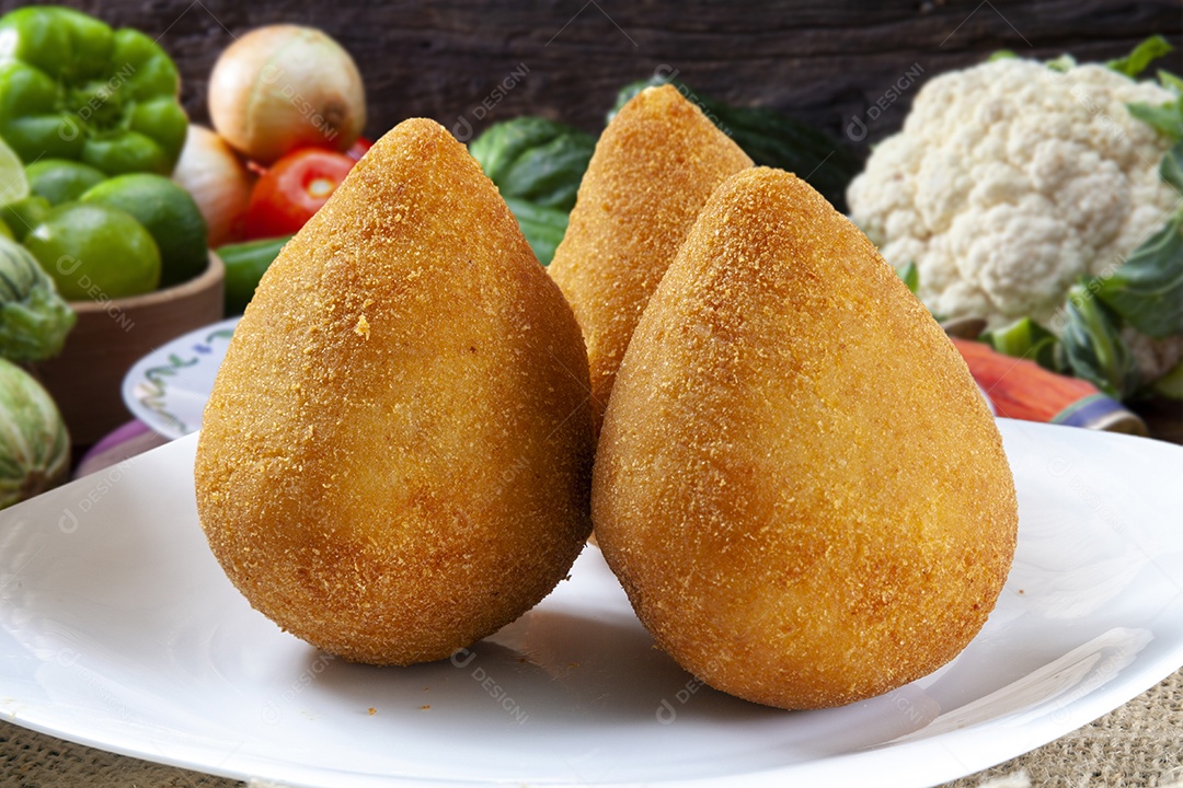 Coxinha de frango tradicional
