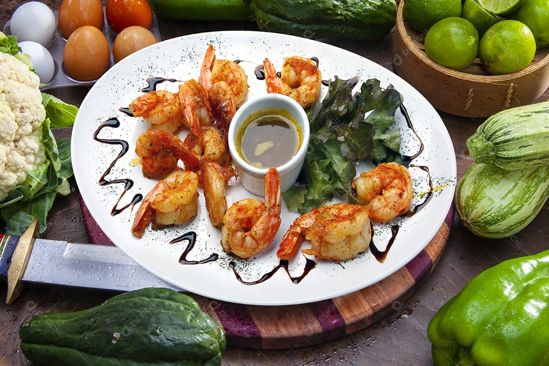 Camarão grande com molho