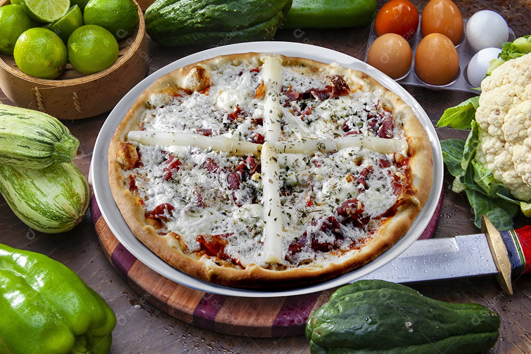 Pizza de catupiry com bacon