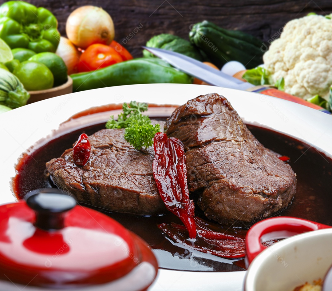 Filé mignon ao vinho