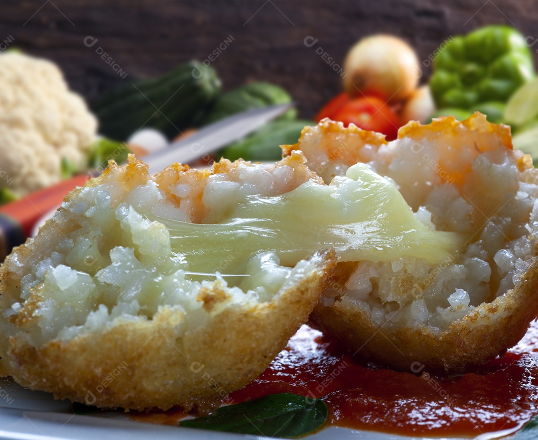 Bolinhos de arroz frito