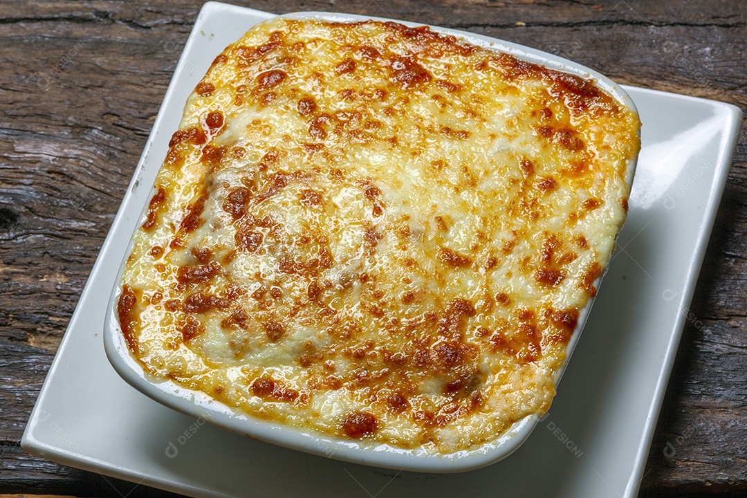 Lasanha cremosa deliciosa