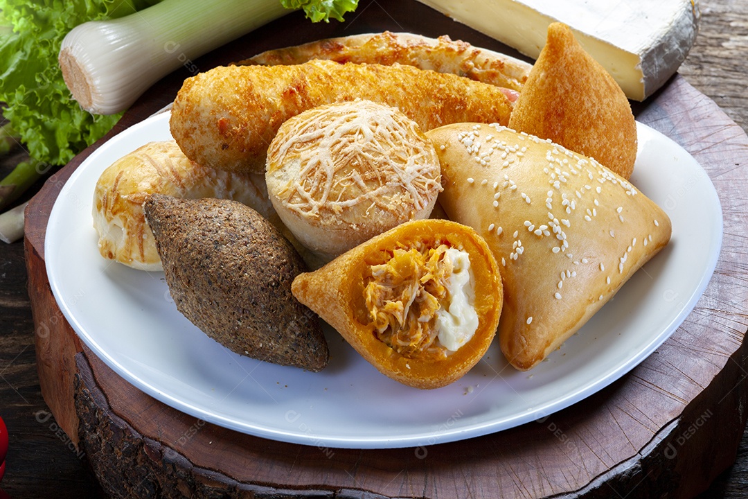 Lanches brasileiros deliciosos e tradicionais