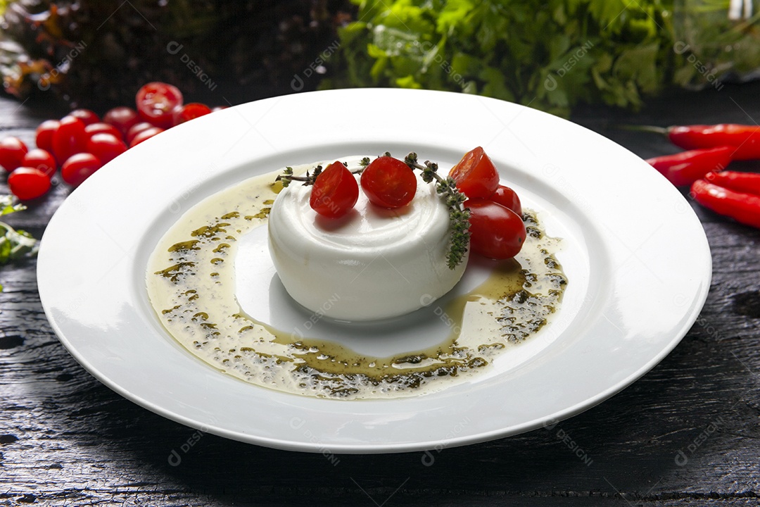 Burrata queijo com tomate