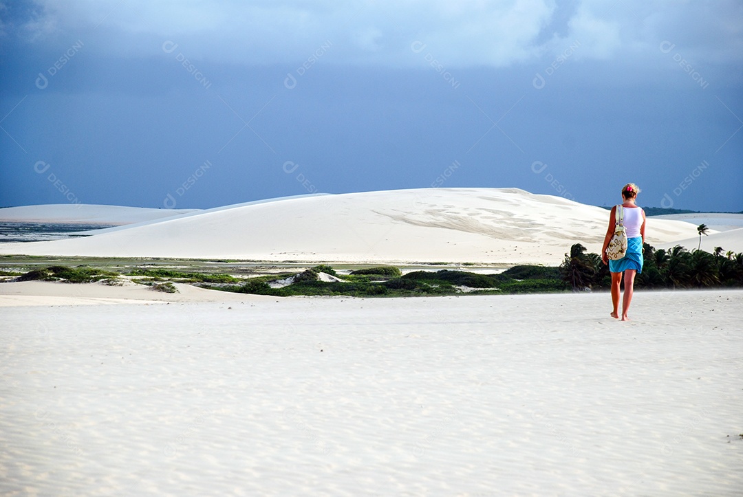 Jericoacoara é uma praia virgem escondida atrás das dunas da costa oeste de Jijoca de Jericoacoar