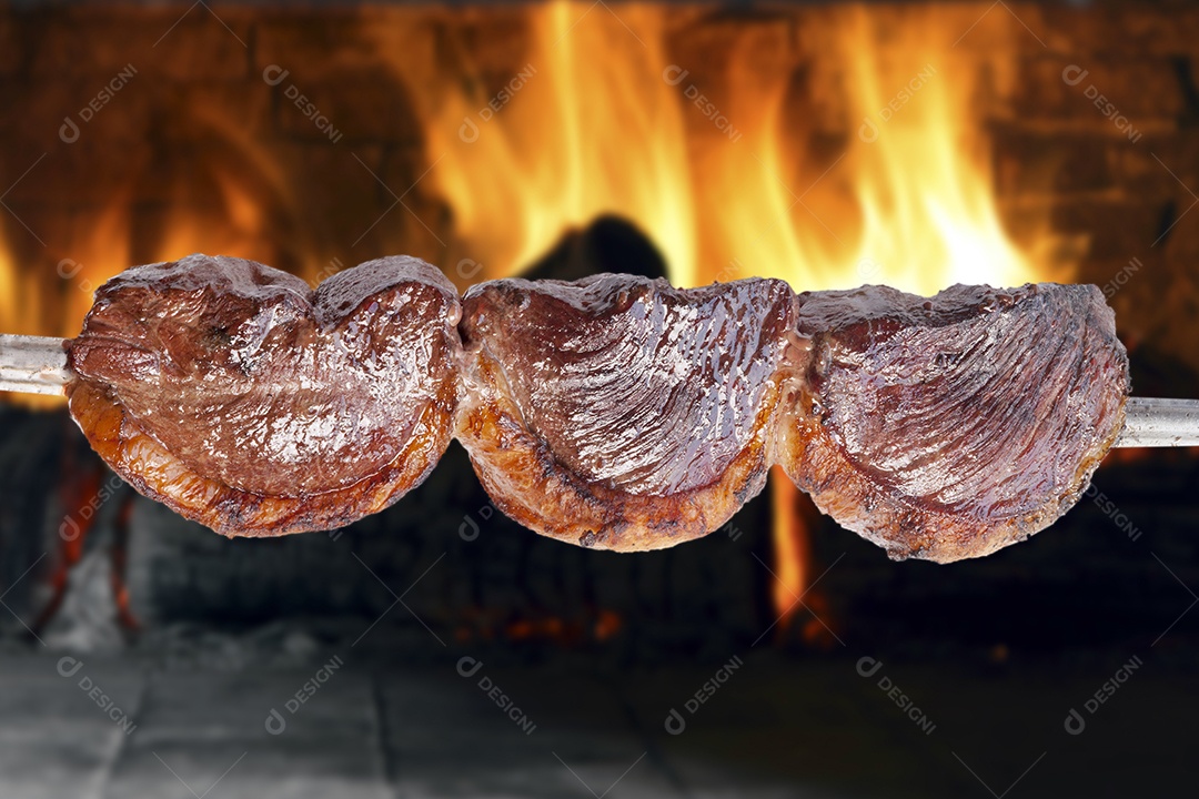 Picanha no espeto assado