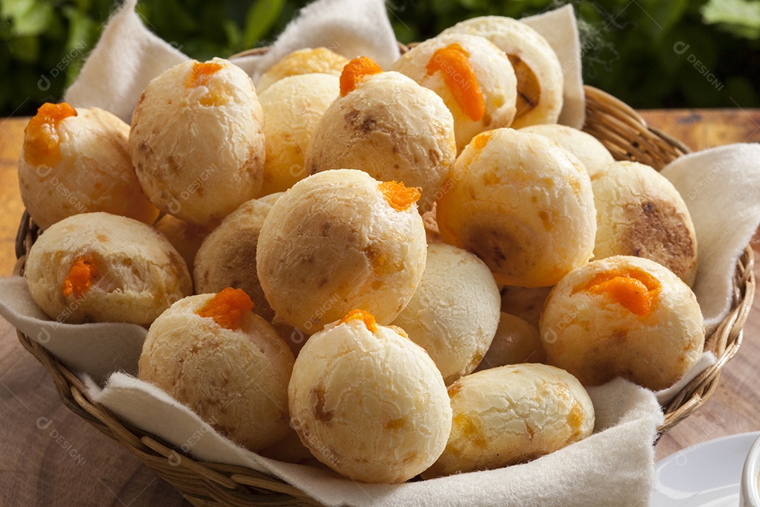 Pão de queijo com cheddar