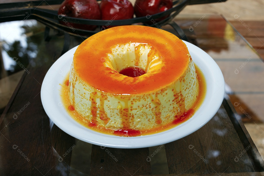 Pudim grande delicioso