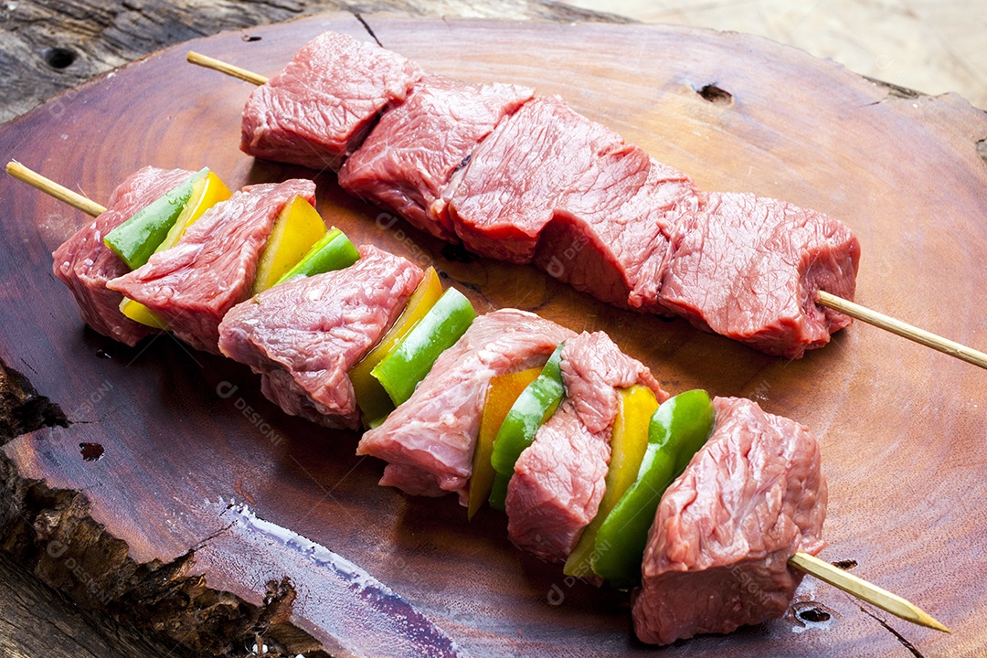 Espetinhos de carne