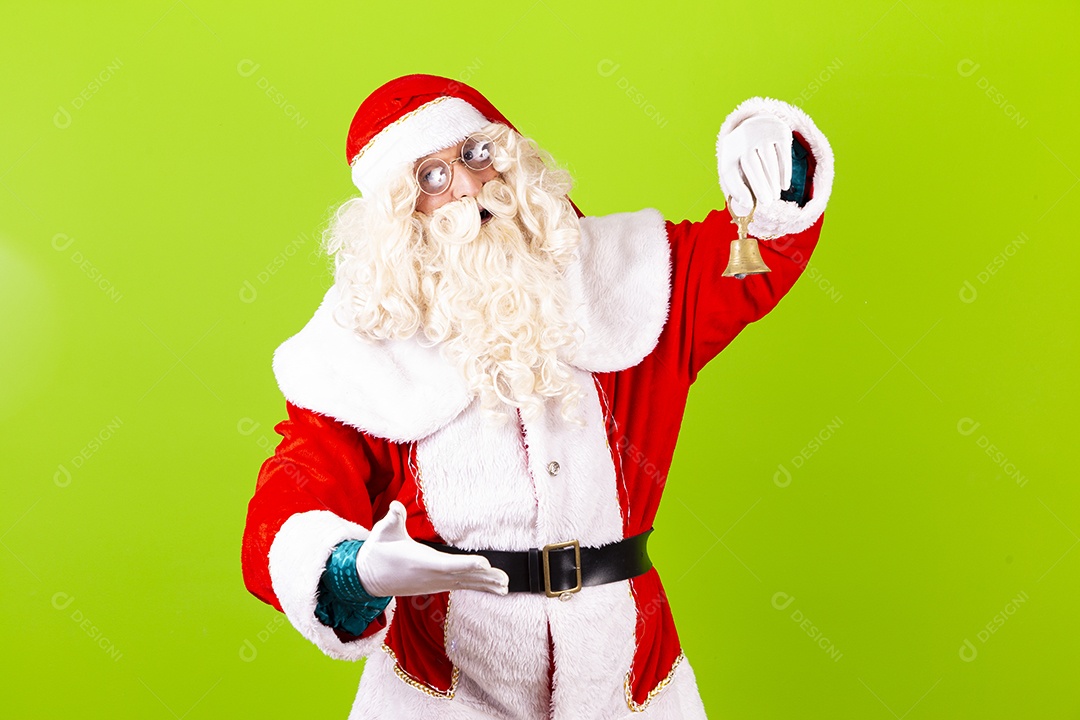 Homem com fantasia de Papai Noel