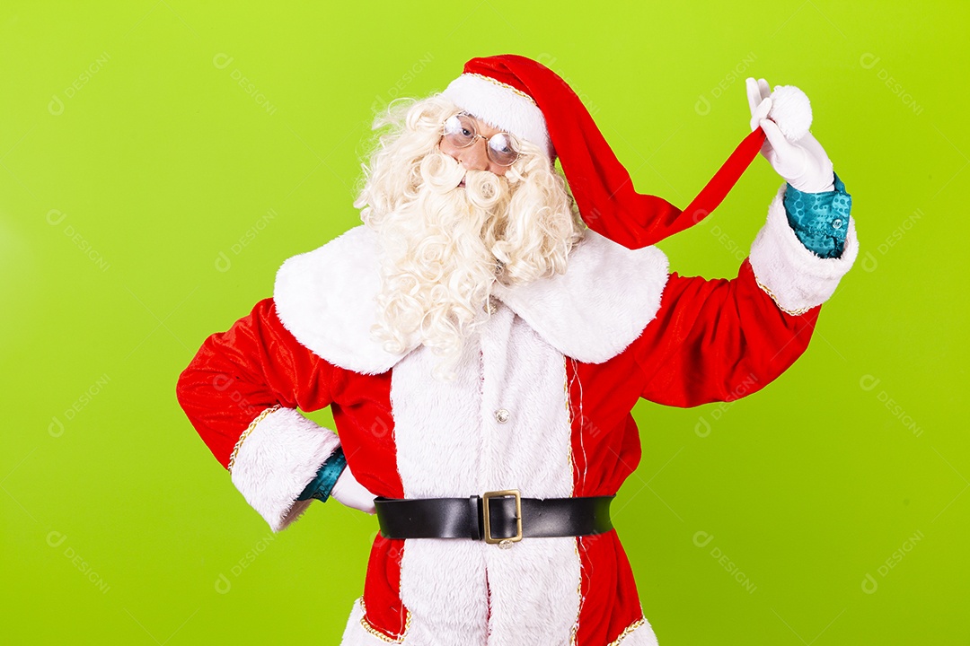 Homem com fantasia de Papai Noel