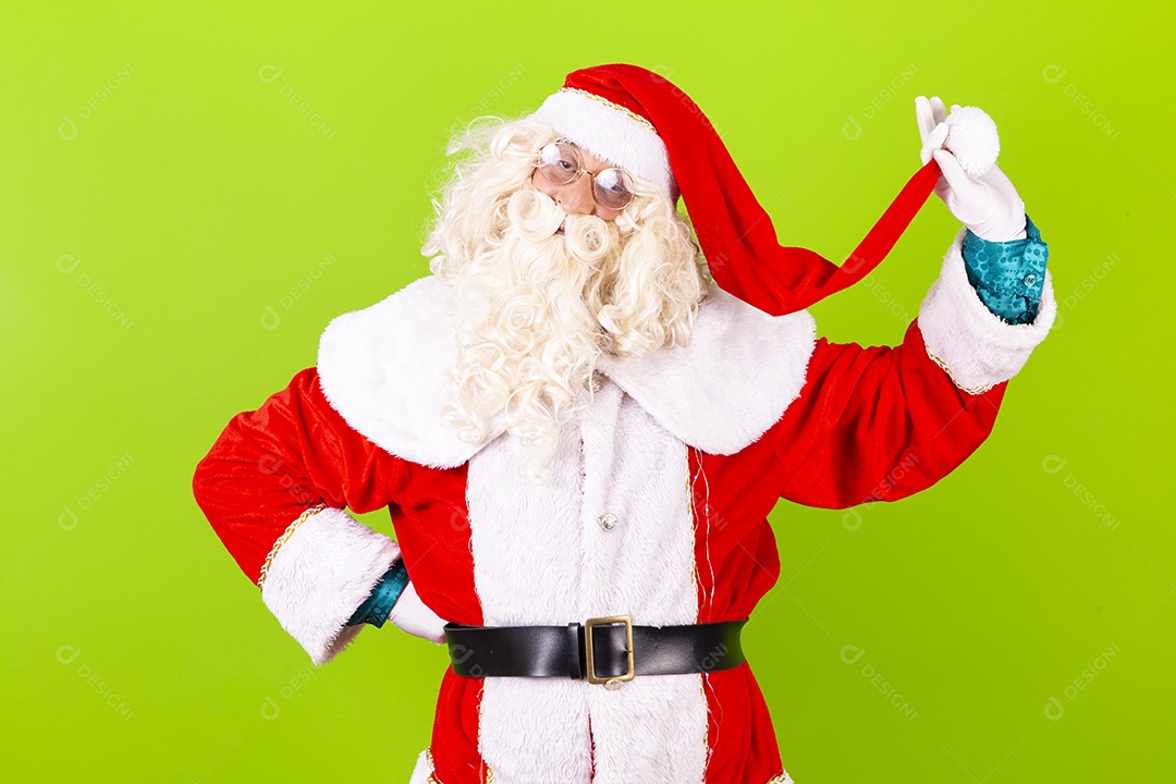 Homem com fantasia de Papai Noel