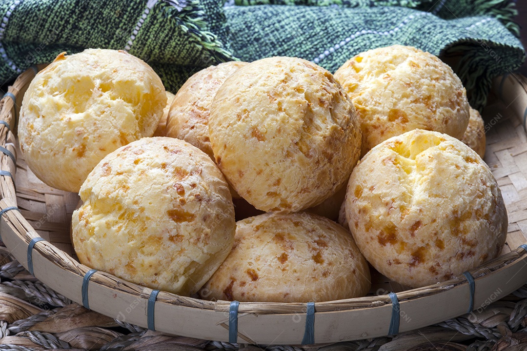 Pão de queijo tradicional