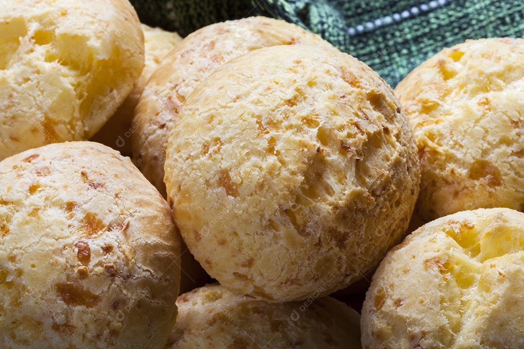 Pão de queijo tradicional