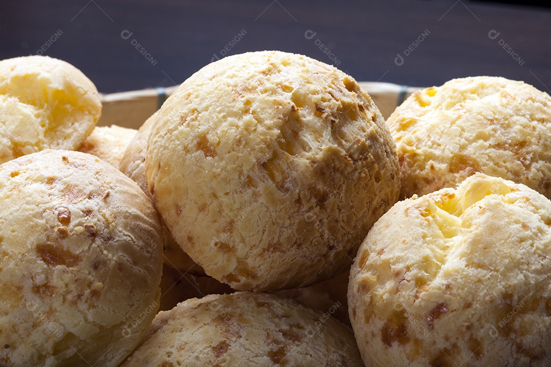 Pão de queijo tradicional