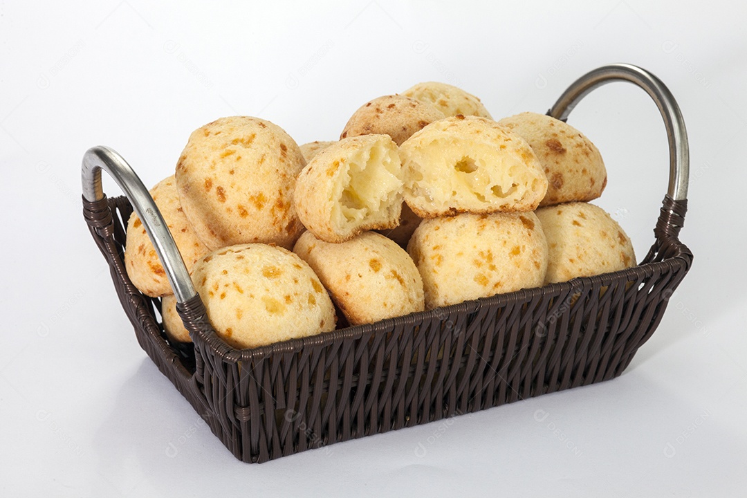 Lanche brasileiro, tradicional pão de queijo mineiro - pão de queijo