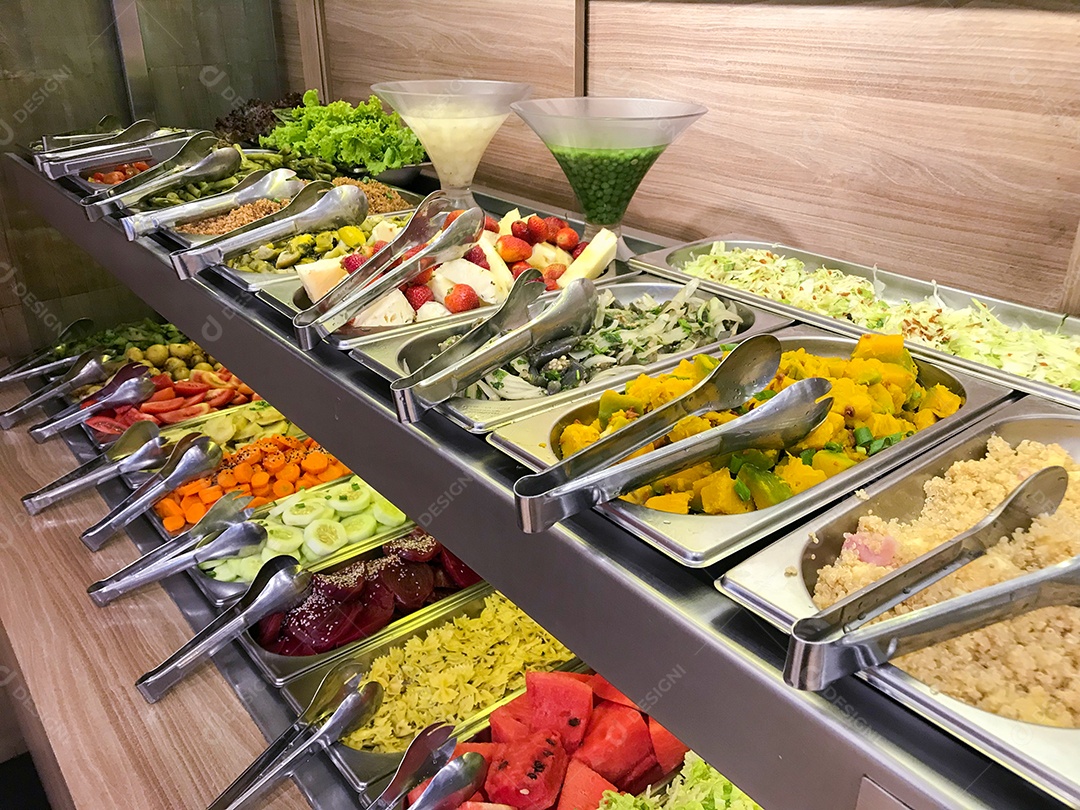 Comida de restaurante self-service de salada