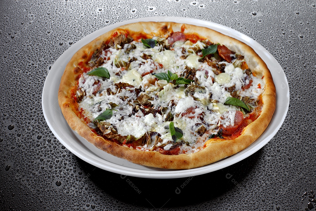 Pizza de queijo com frango