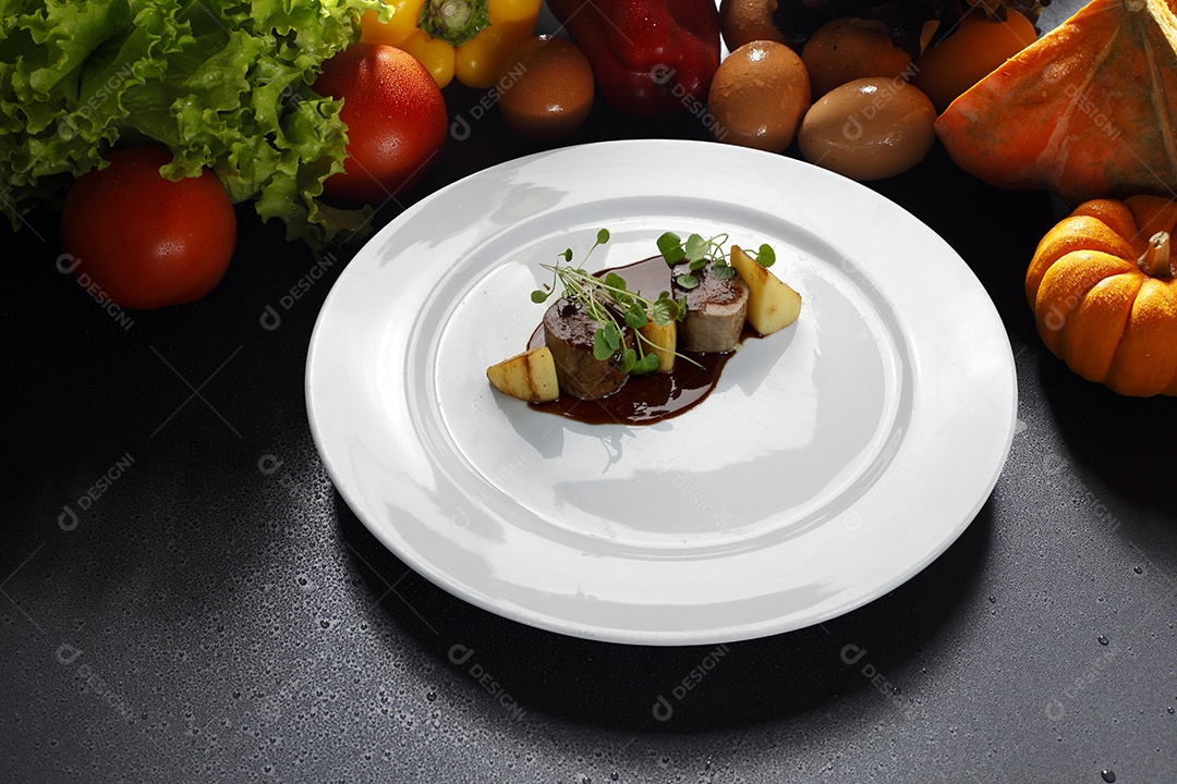 Carne com batatas gourmet