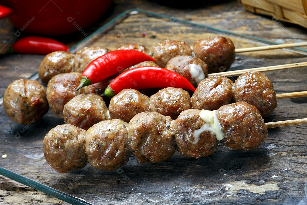 Almôndega de espeto