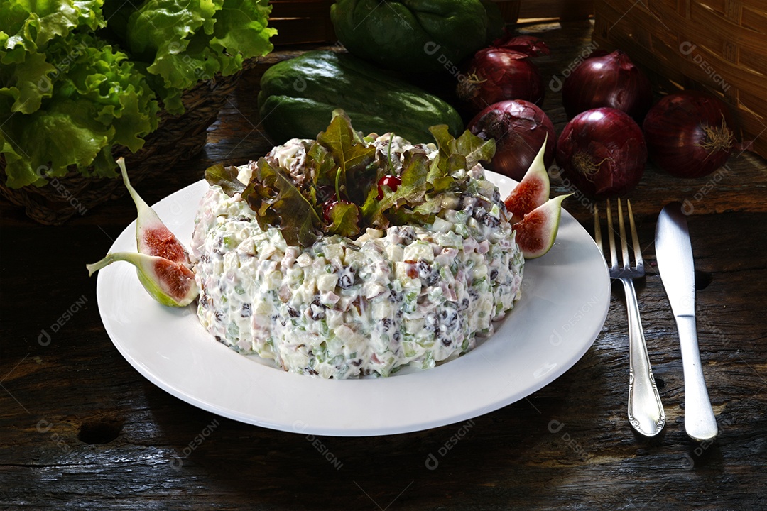 Maionese com batatas e cenouras deliciosa