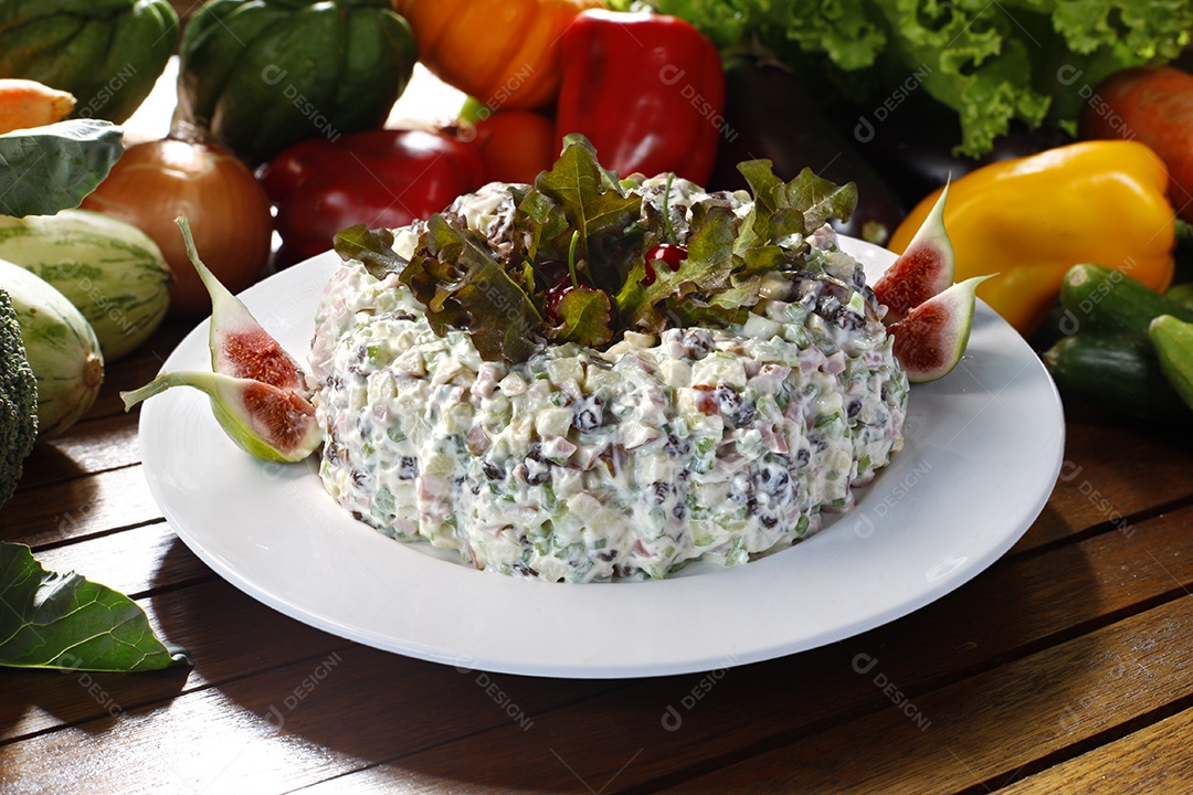 Maionese com batatas e cenouras deliciosa