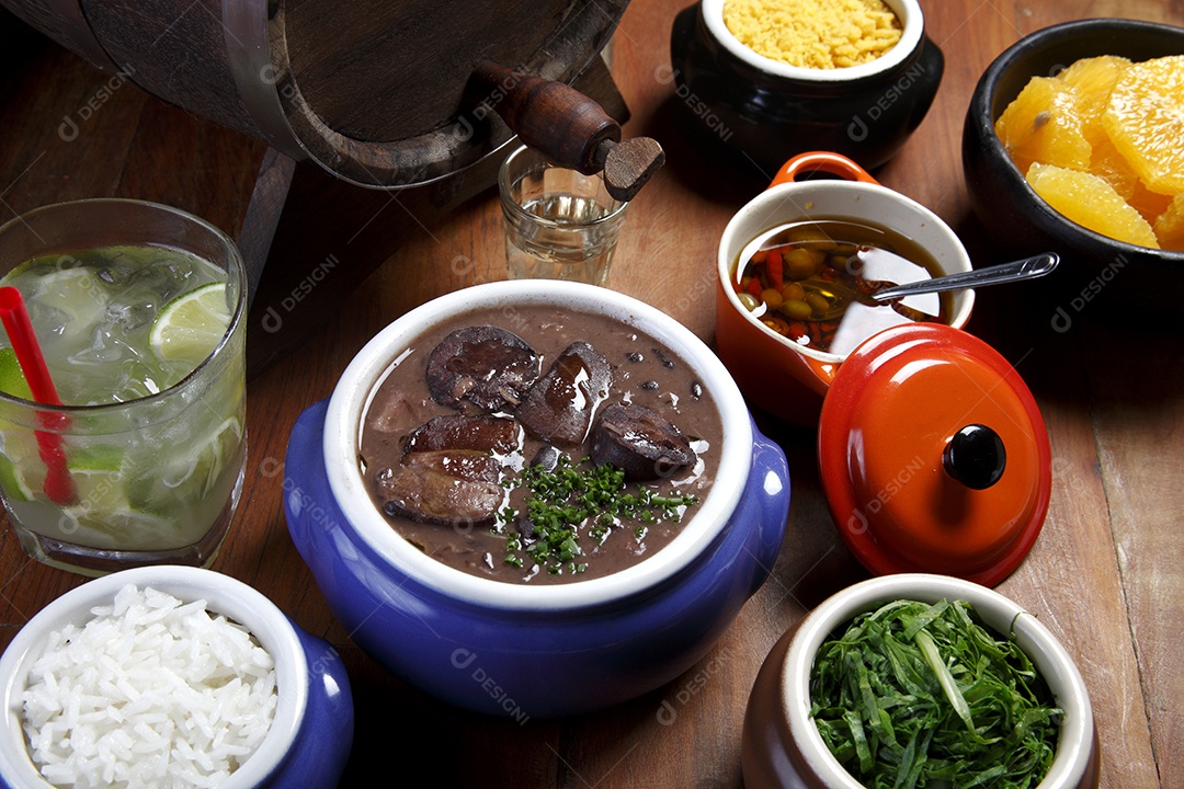 Feijoada com calabresa tradicional