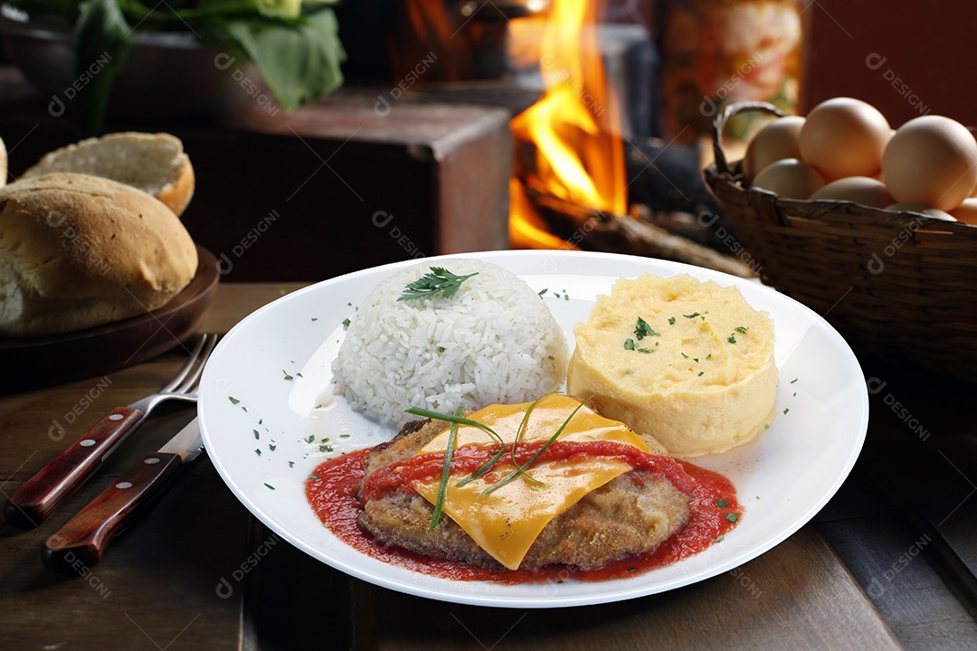 Arroz purê carne com queijo