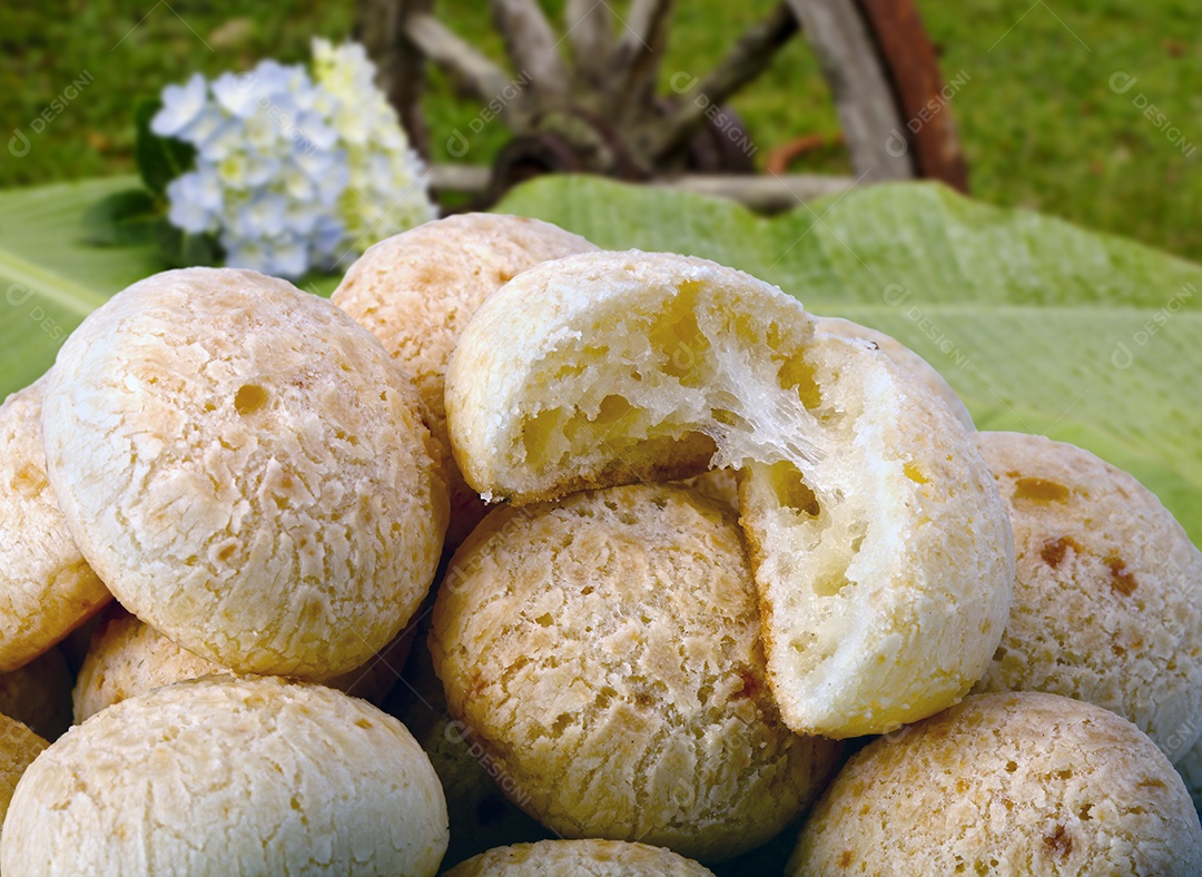 Pão de queijo tradicional