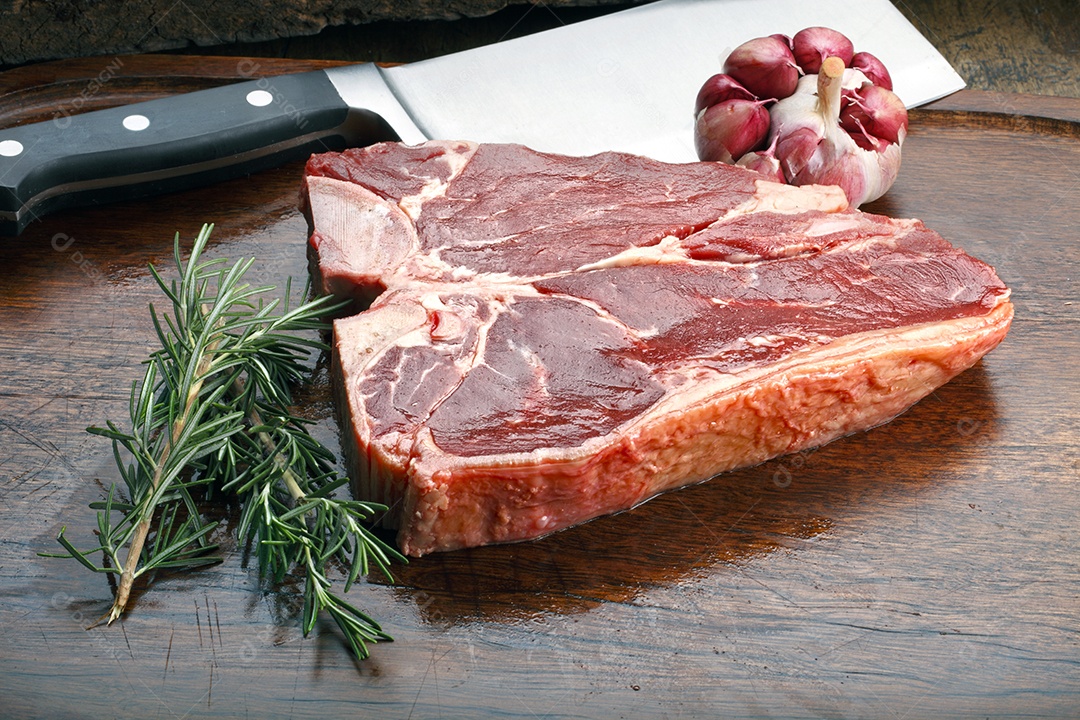 T bone cru feito bife