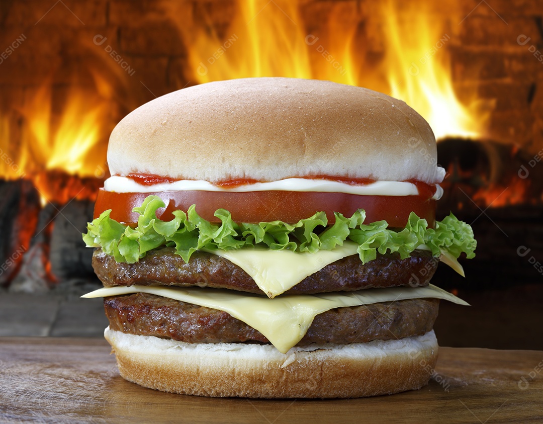 Hambúrguer gourmet duplo