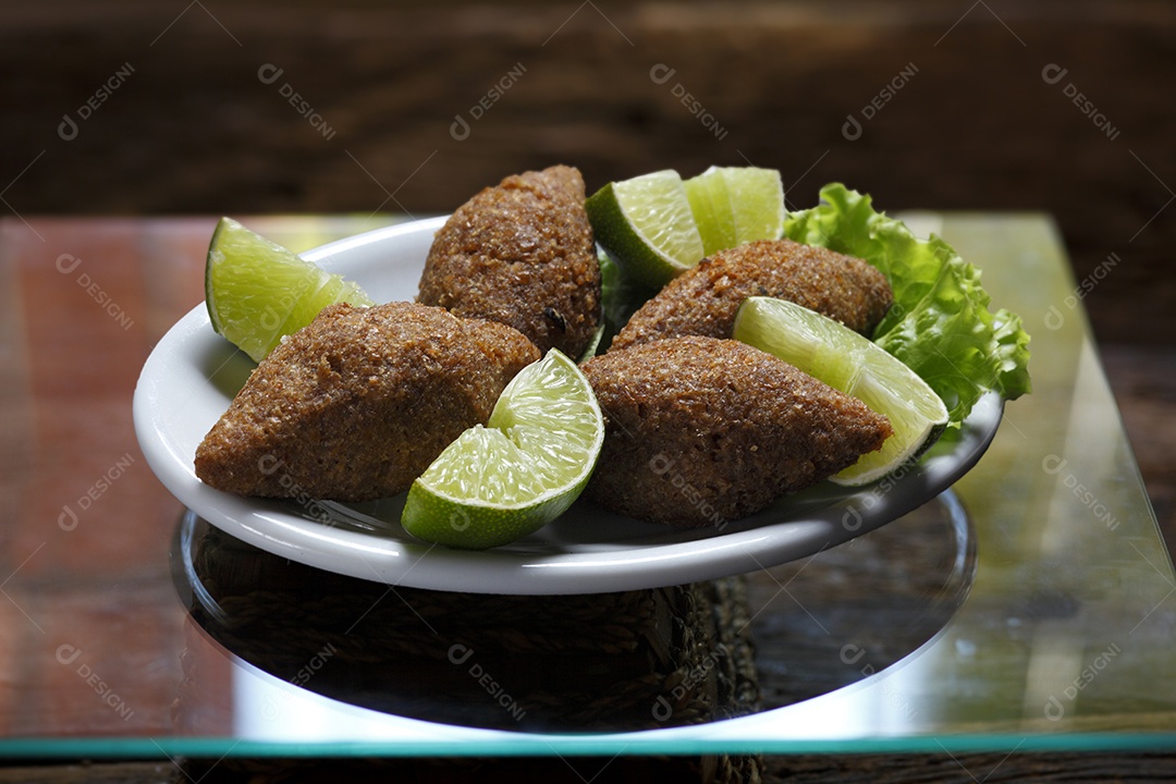 Quibe frito com limão delicioso