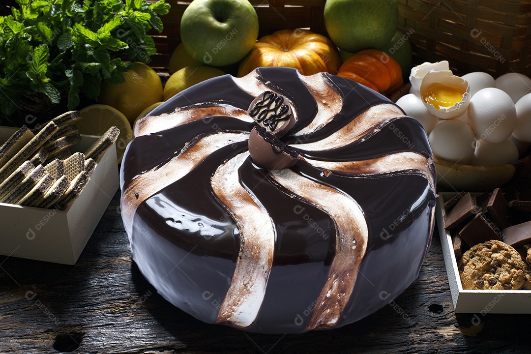 Bolo de chocolate com bombom