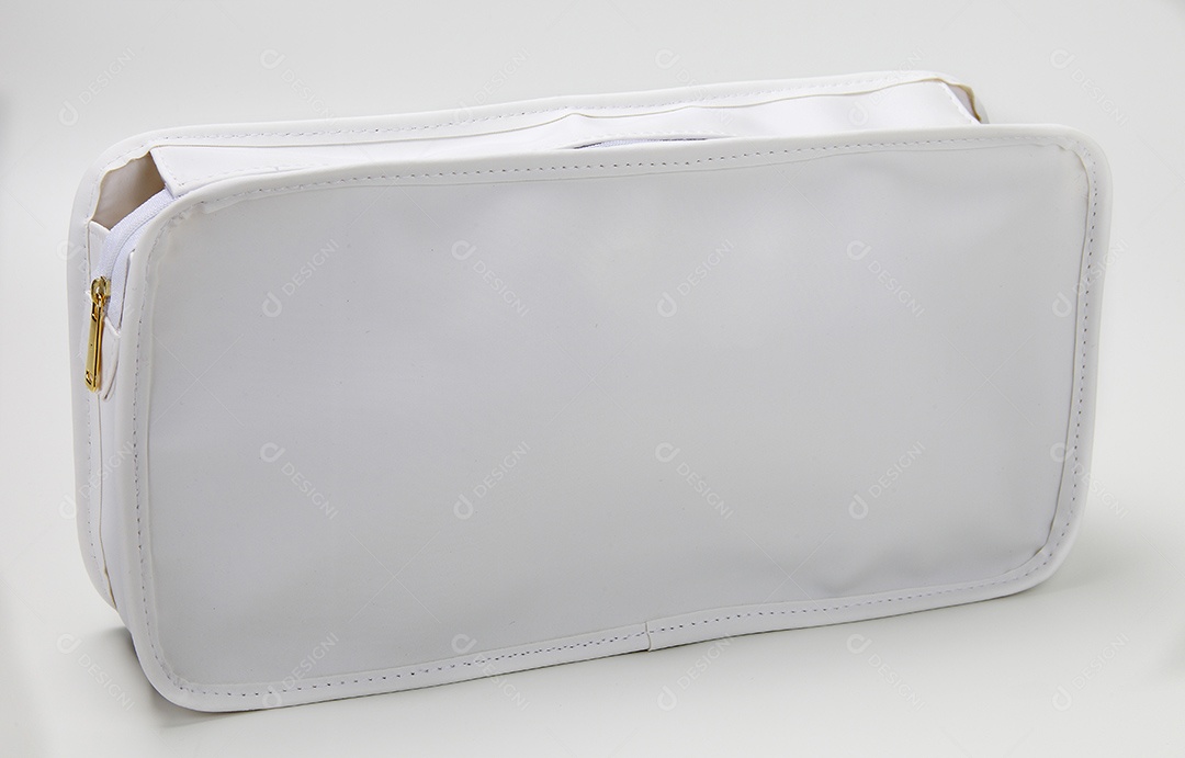 Bolsa necessaire branca para uso diverso