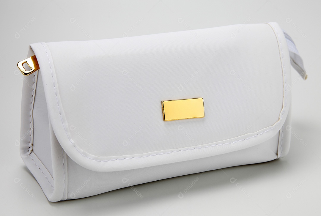 Bolsa necessaire branca para uso diverso