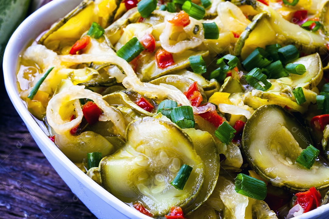 Abobrinha fatiada refogada