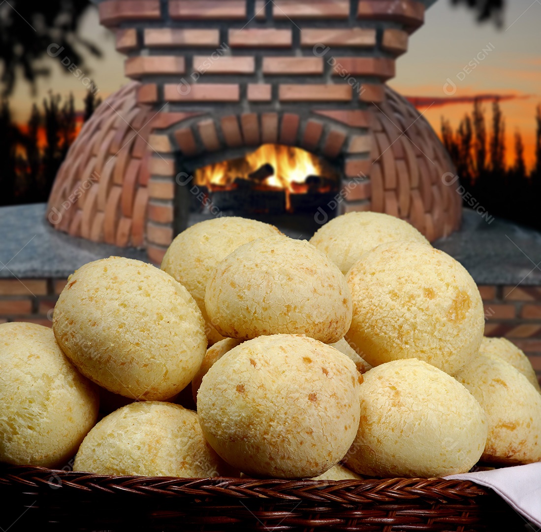 Pão de queijo tradicional dentro de uma tigela