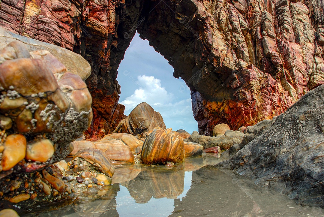 Pedra furada na praia de Jericoacoara