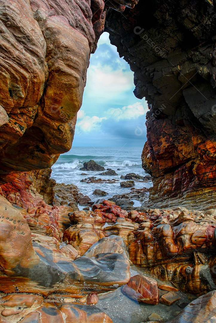 Pedra furada na praia de Jericoacoara
