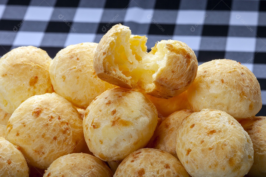 Pão de queijo lanche brasileiro