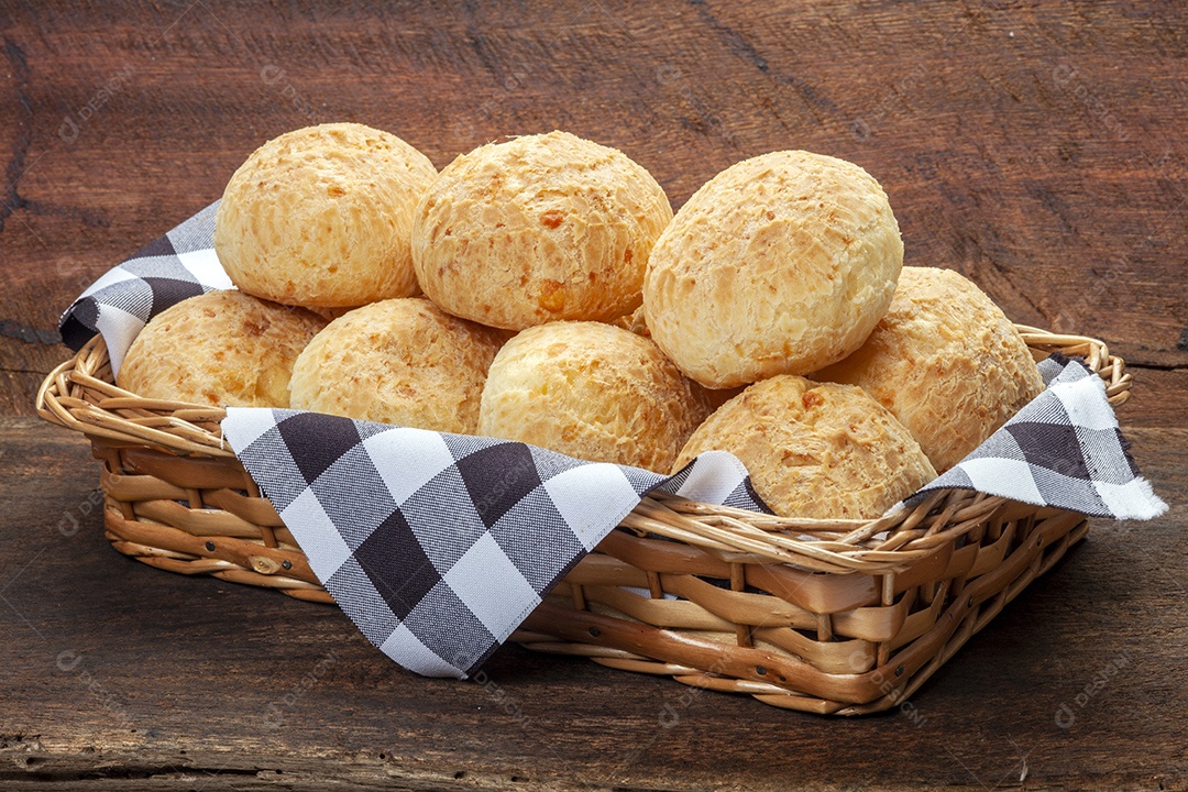Pão de queijo lanche brasileiro