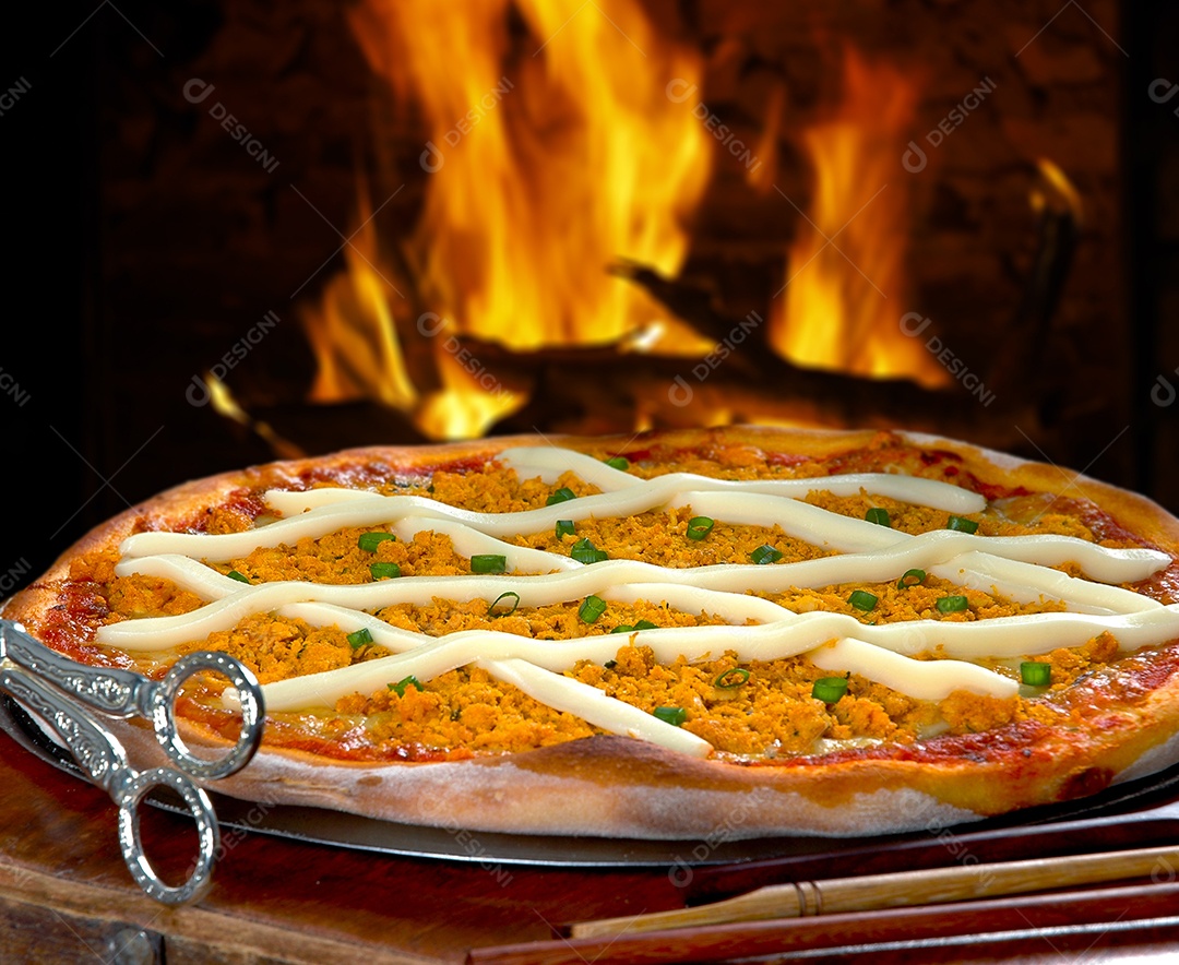 Pizza de queijo e frango