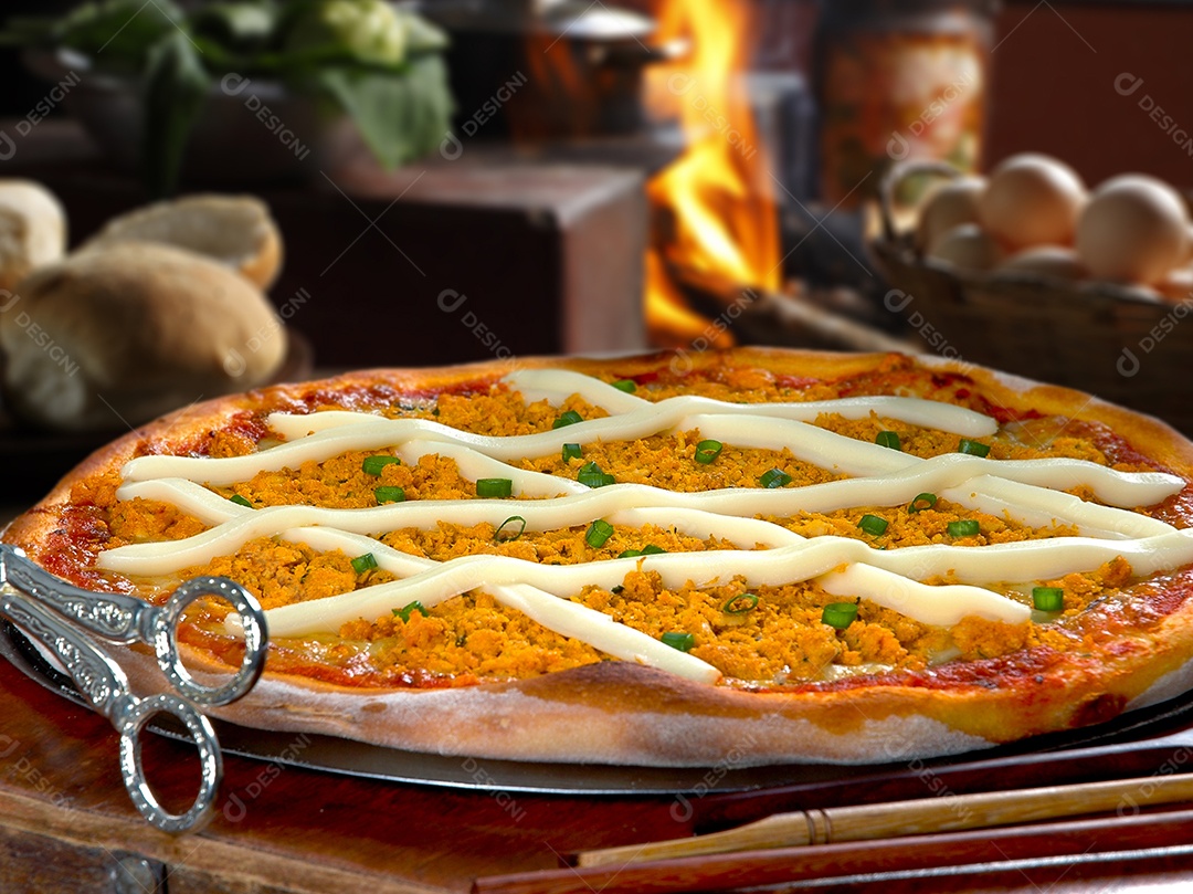 Pizza de queijo e frango