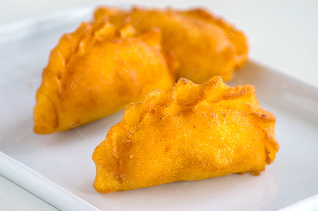 Pastel de angu com milho comida brasileira