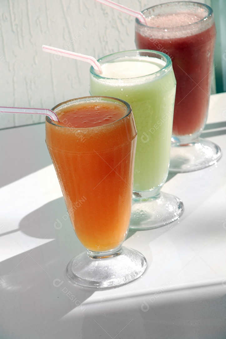 Deliciosos sucos de frutas